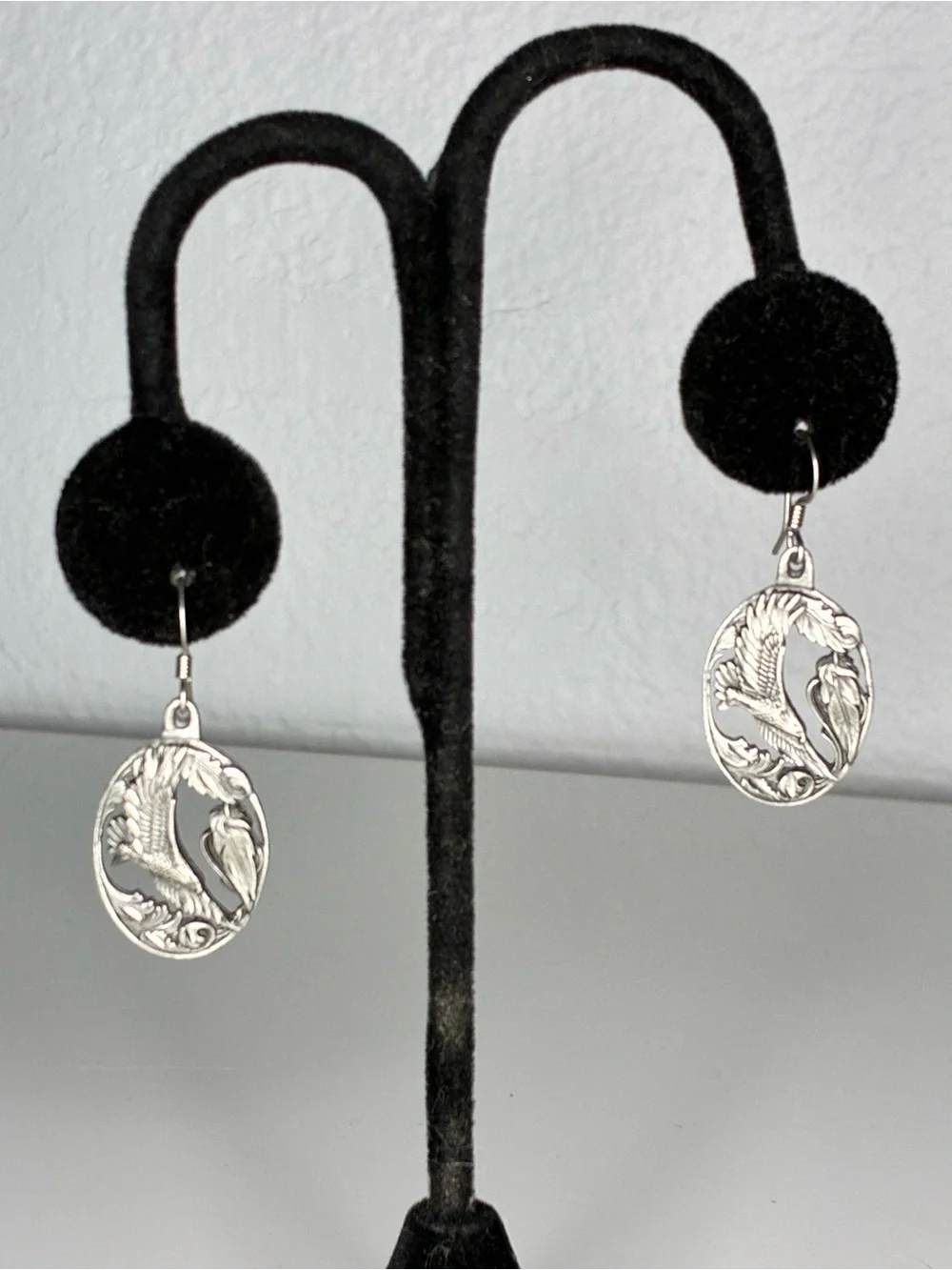 Lot of 2 Signed Dangling Earrings Diamond Cut Eagles  & Golden Beaded Floral EUC